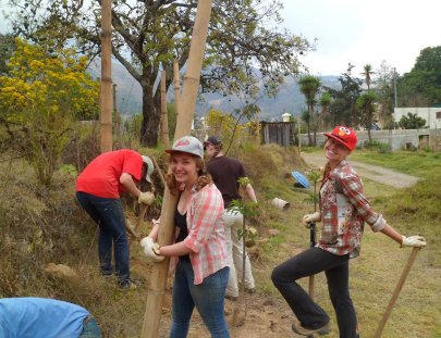 Project Somos-Voluntariado en Project Somos, una comunidad sostenible para mujeres y niños 